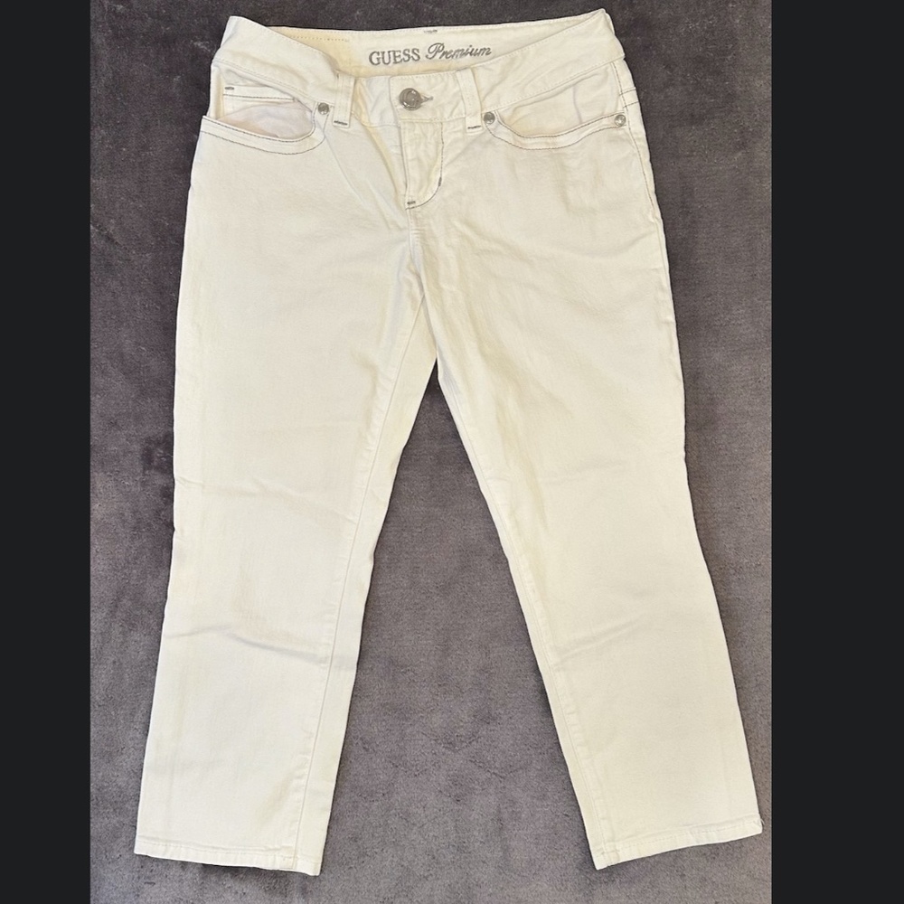 Guess Premium white capri jeans